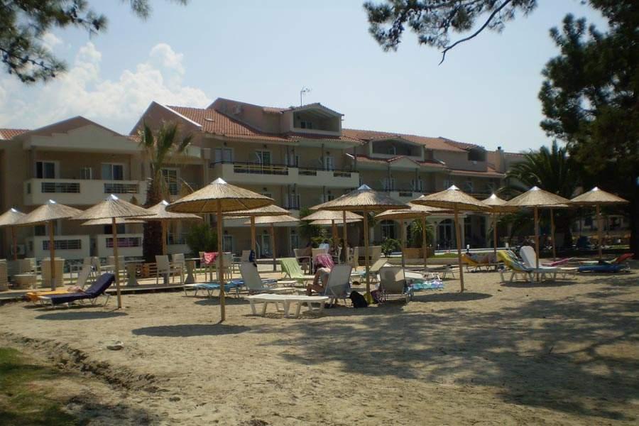 Rachoni Bay Hotel Скала-Рахониу Екстериор снимка